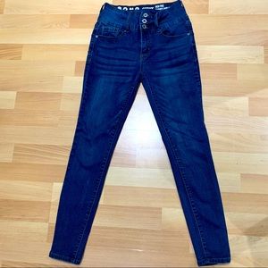 S.O.N.G. Curvy Skinny Jeans size 5/27